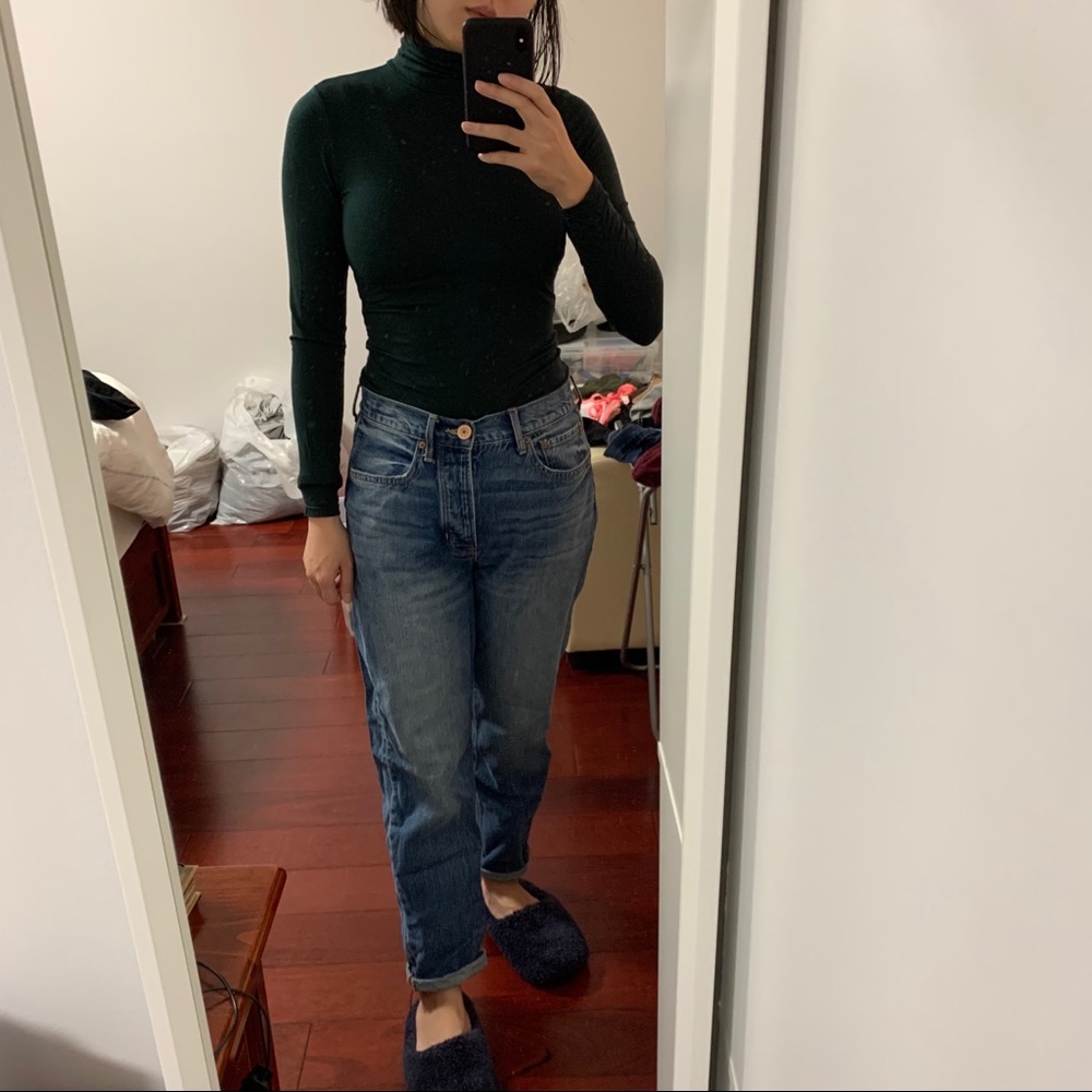 Forest green turtleneck long sleeve heat tech